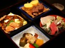  开日本料理店赚钱吗 开日本料理店时要注意什么